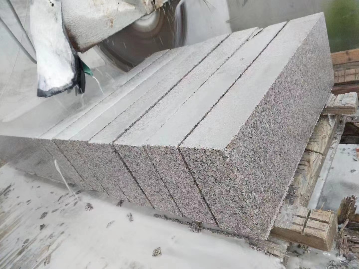 現代人追求的簡約生活品質,離不開石材裝飾。(圖4) 現代人追求的簡約生活品質,離不開石材裝飾。(圖4)