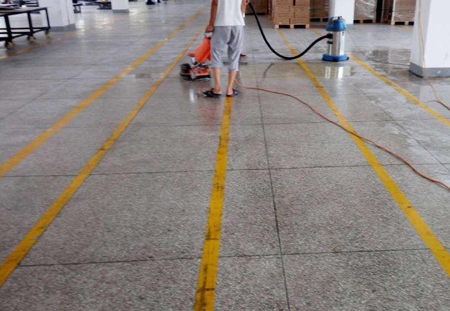 家居裝修必備! 用芝麻黑花崗巖荔枝板讓空間更有質(zhì)感(圖2)