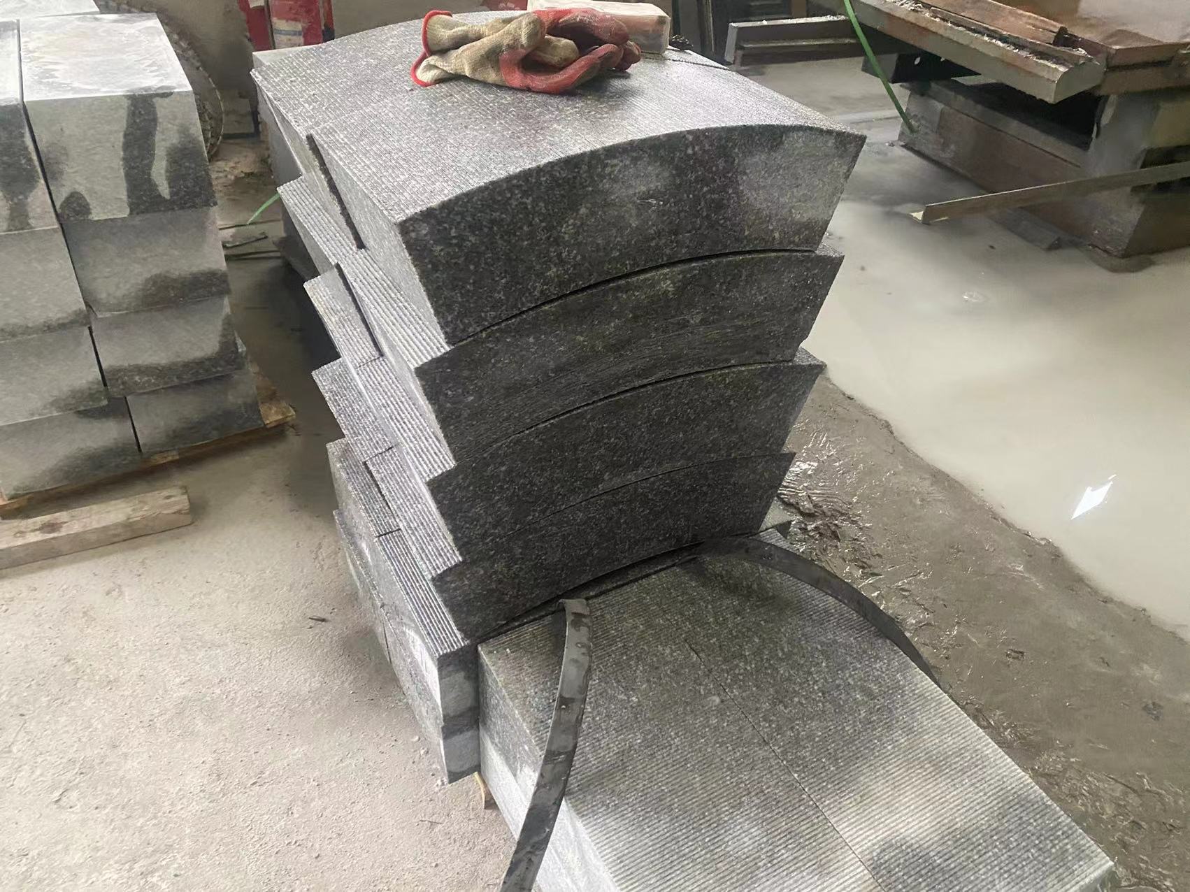 綠意盎然！路沿石價格實惠，塑造生態友好的城市環境(圖1)