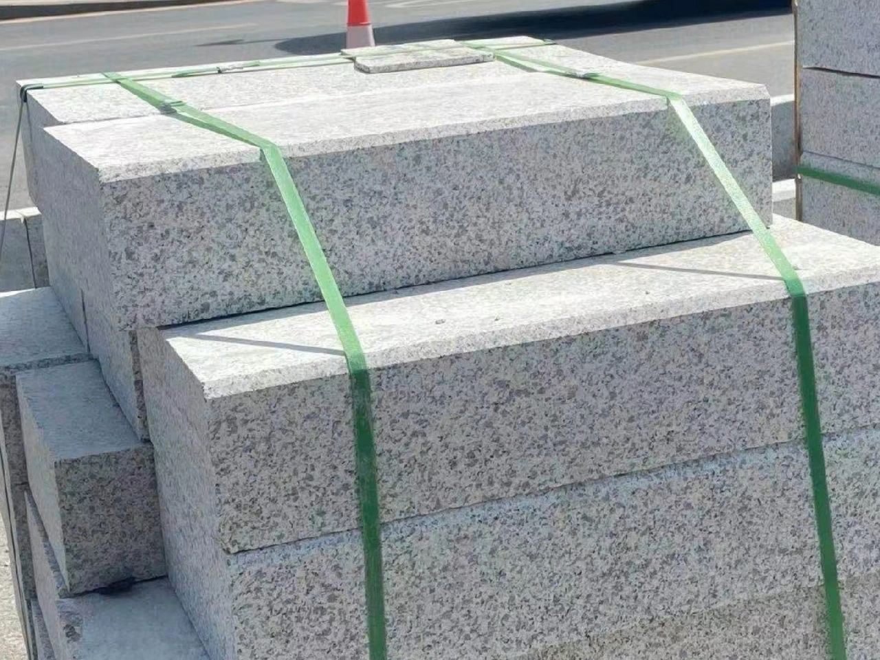 仿路沿石哪里最便宜(圖2) 仿路沿石哪里最便宜(圖2)