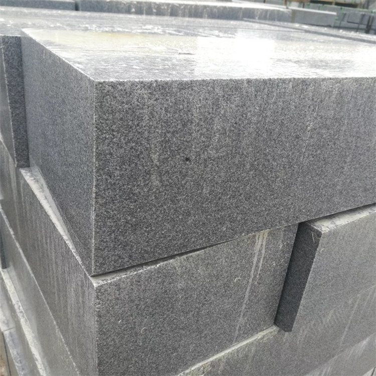 追尋自然與舒適:花崗巖石材窗臺的誘人魅力(圖1) 追尋自然與舒適:花崗巖石材窗臺的誘人魅力(圖1)