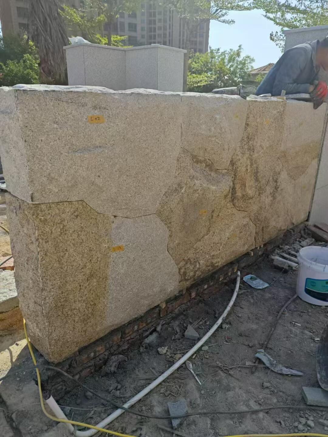 黃銹石水刀冰裂紋景墻