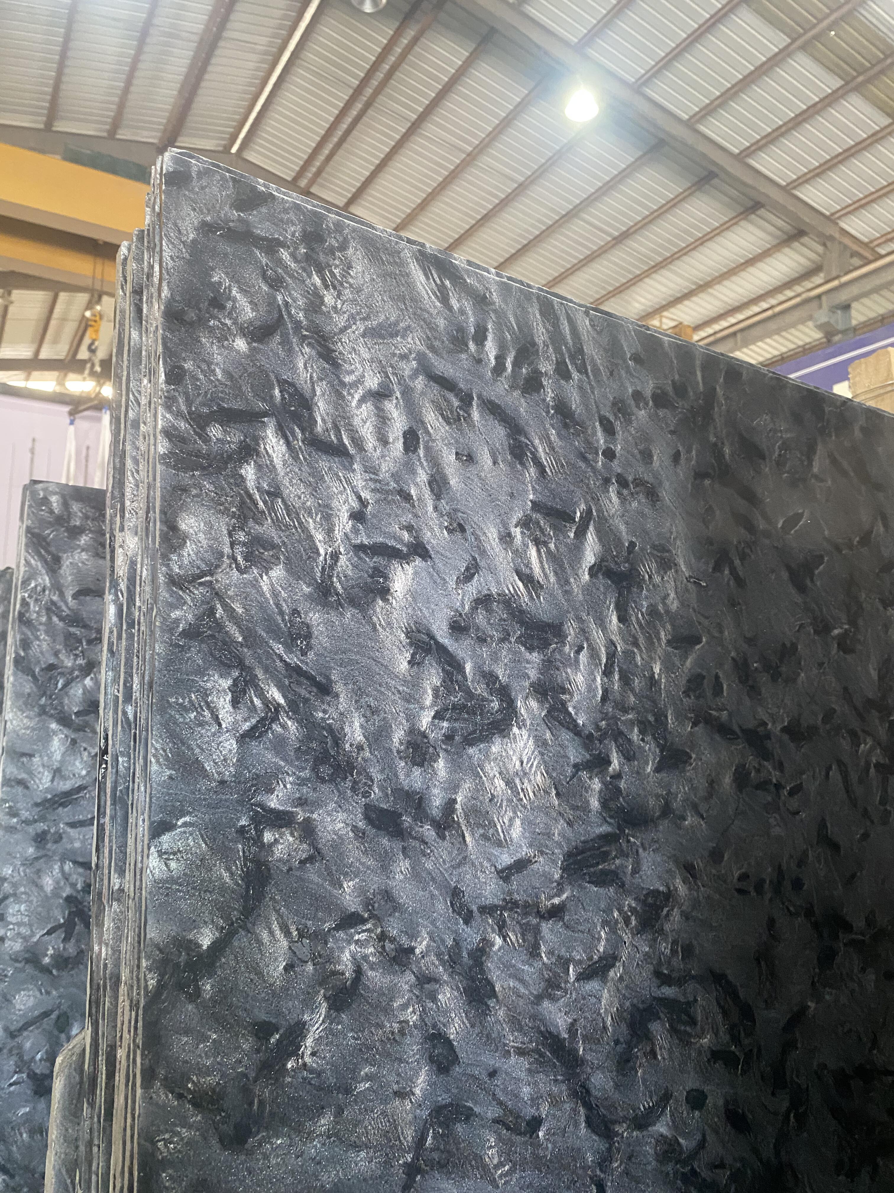 廠家如何實現范思哲黑大理石千米荒料的無損開采？