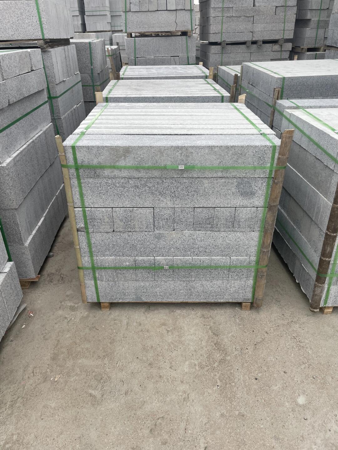 芝麻白花崗巖路沿石加工要求