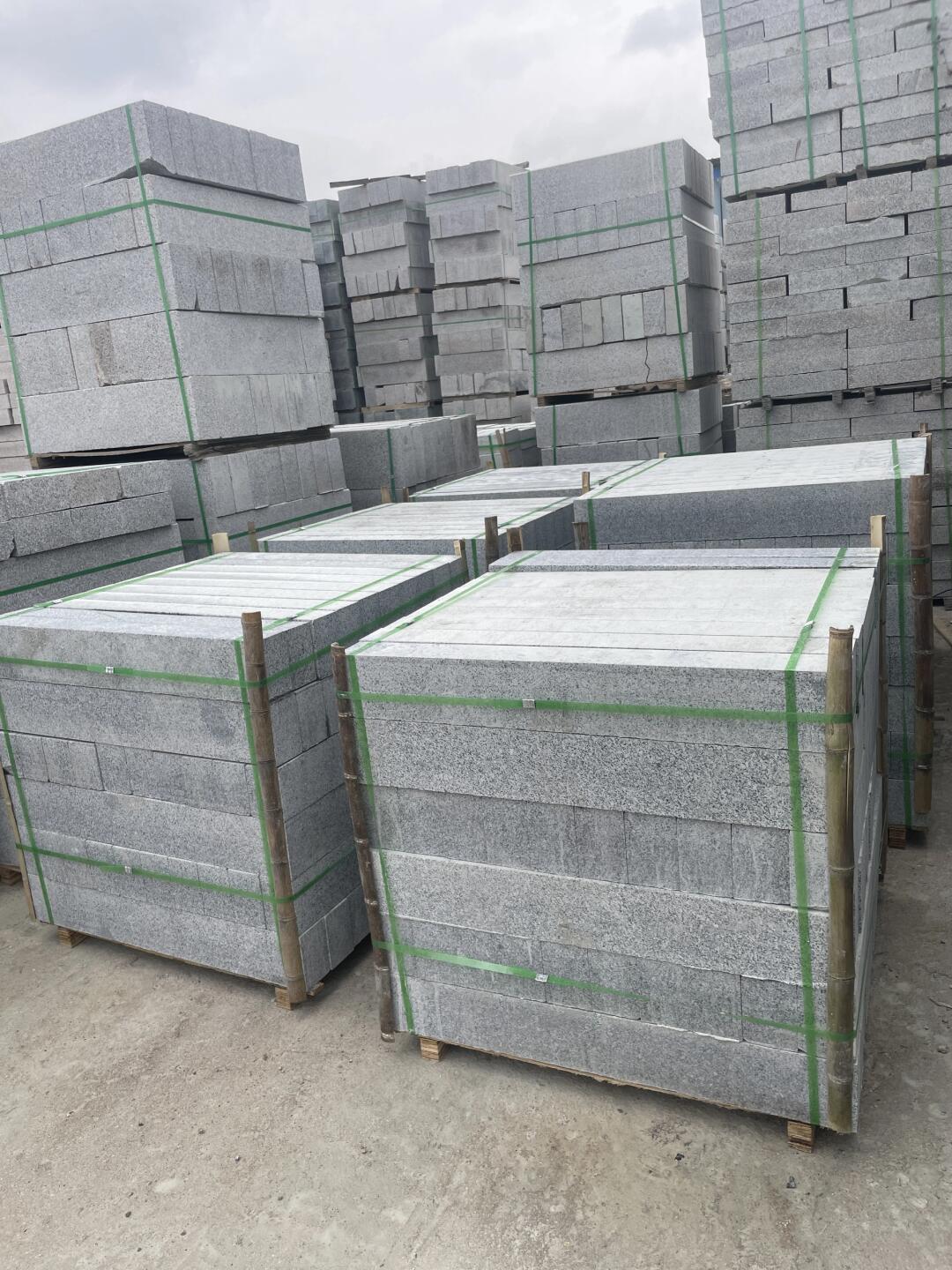 芝麻白花崗巖路沿石加工要求(圖5) 芝麻白花崗巖路沿石加工要求(圖5)