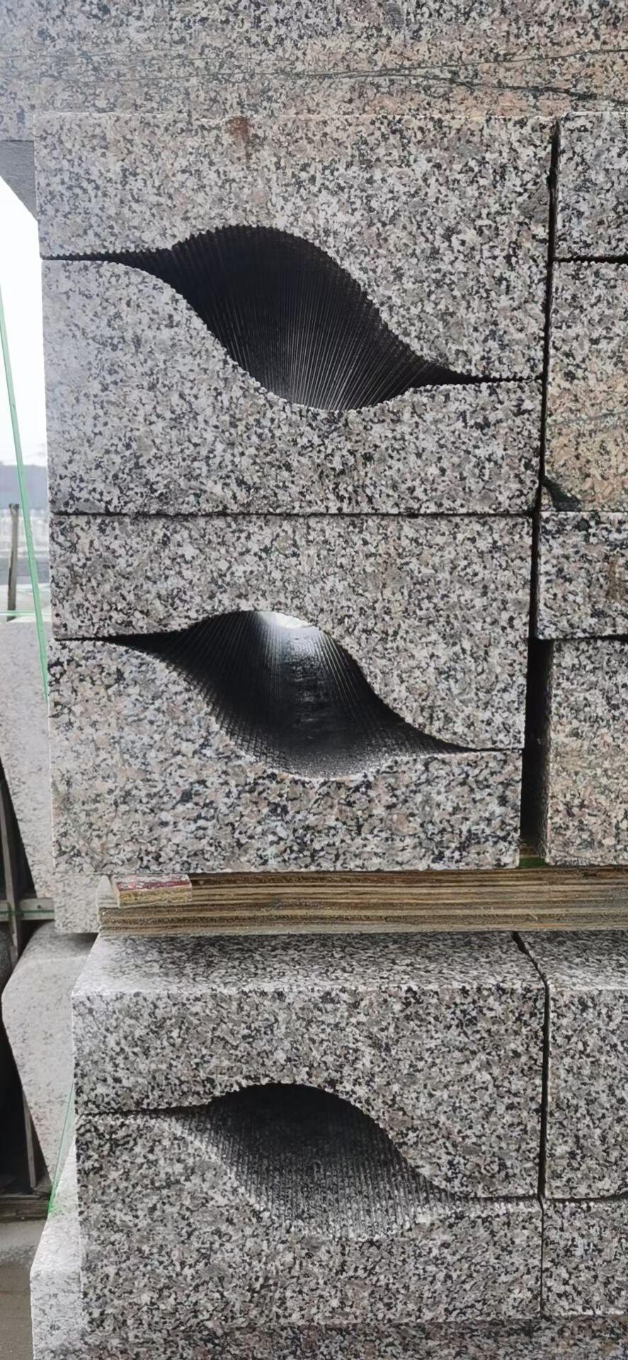 弧形路沿石芝麻白花崗巖規格