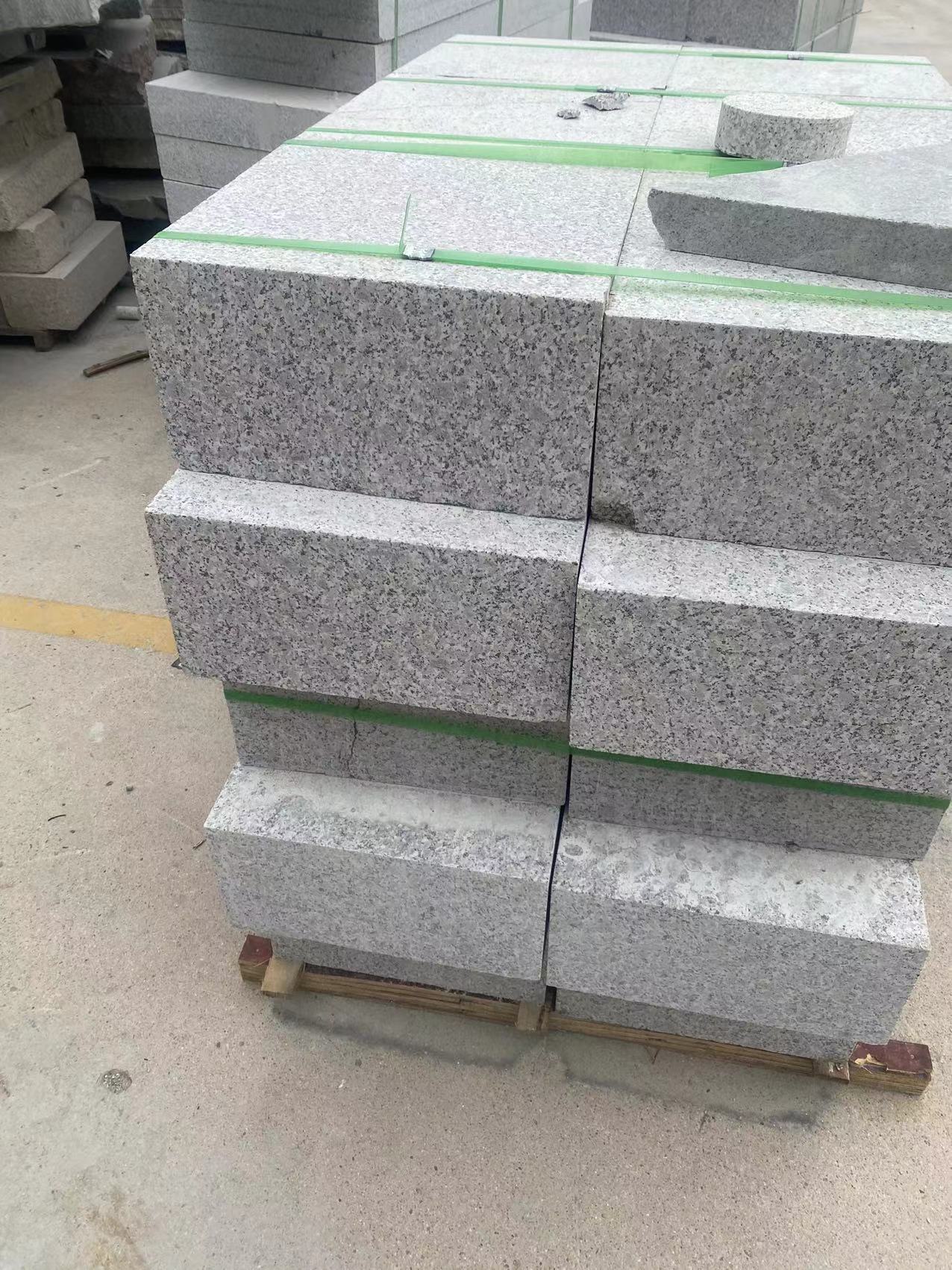 芝麻白花崗巖彎道路牙石加工(圖4) 芝麻白花崗巖彎道路牙石加工(圖4)