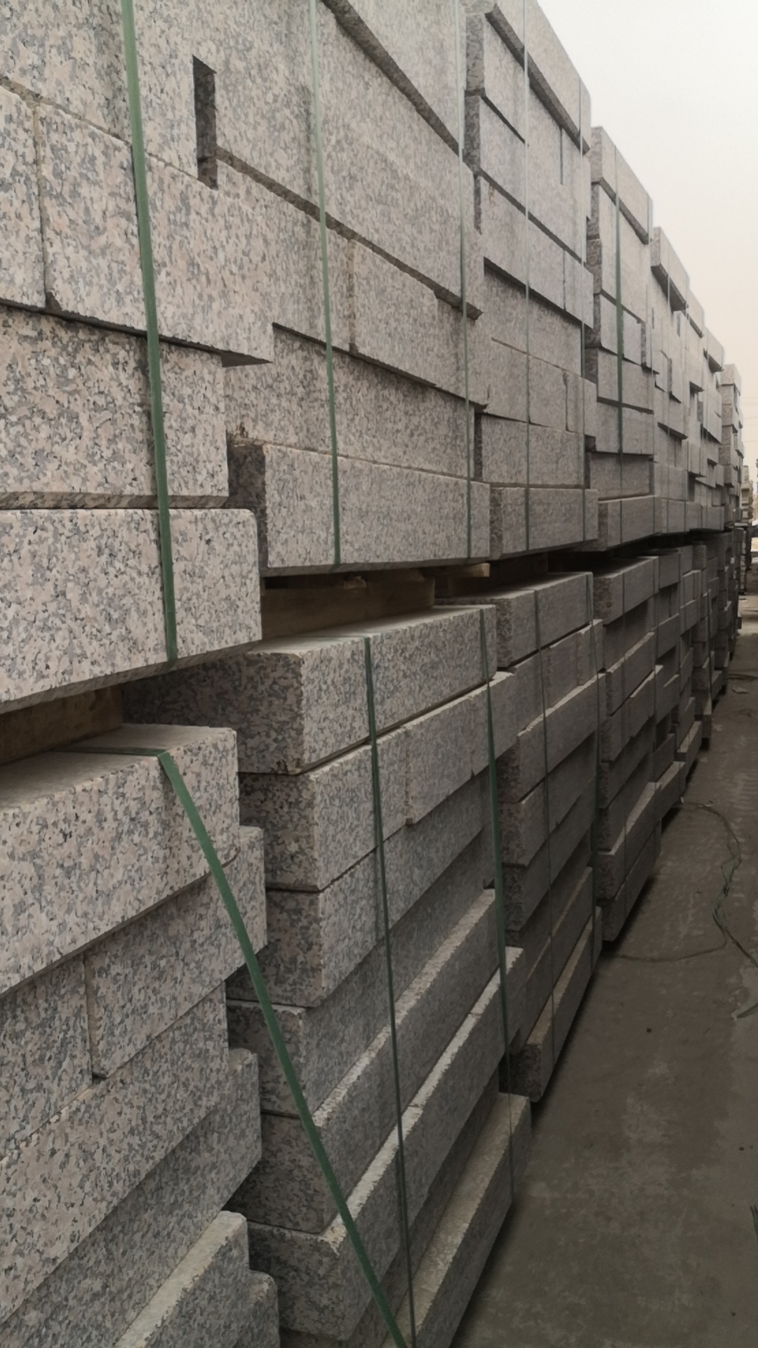 彎道路牙石芝麻白花崗巖標準