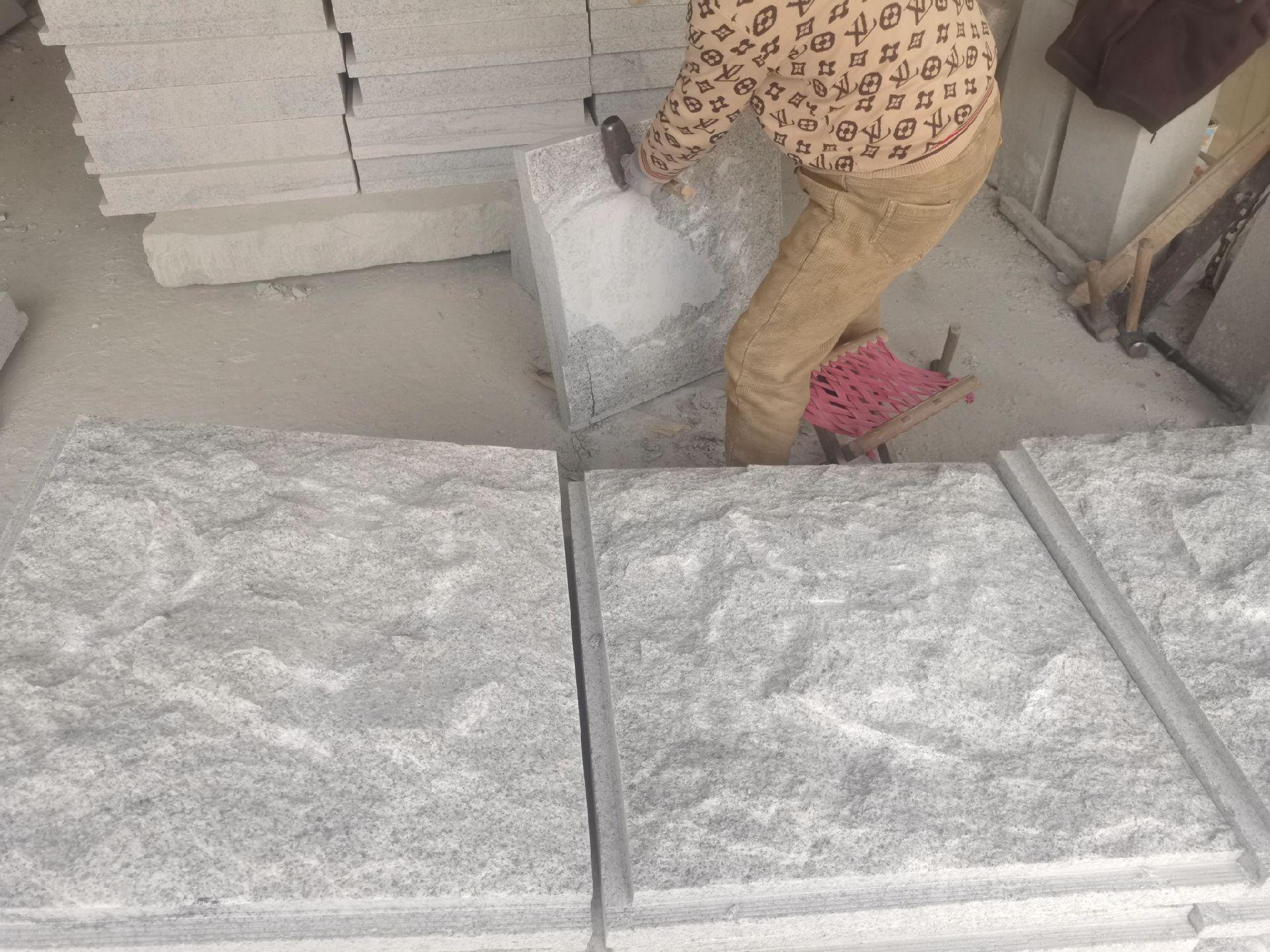 蘑菇石外墻裙顏色選擇建議(圖4) 蘑菇石外墻裙顏色選擇建議(圖4)