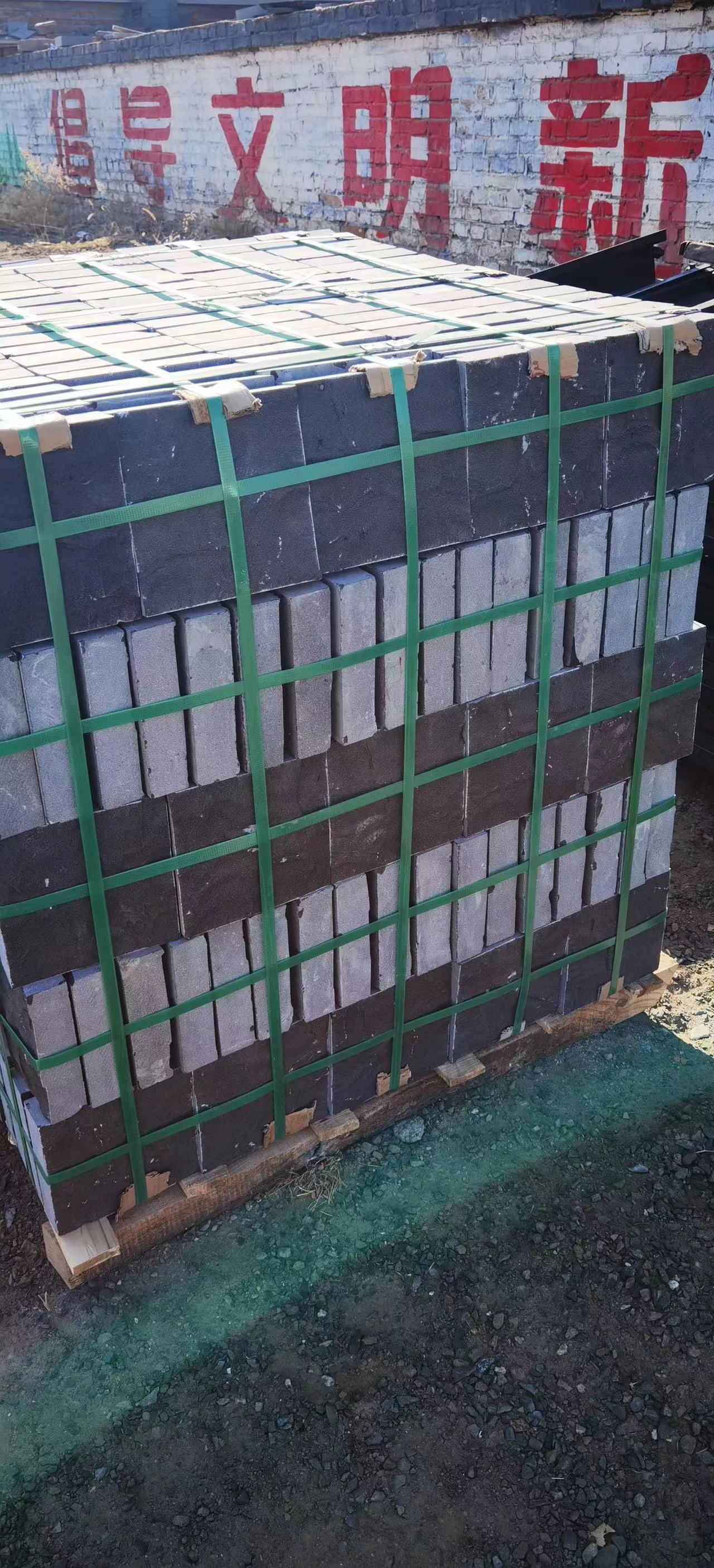 石材芝麻黑路邊石(圖2) 石材芝麻黑路邊石(圖2)