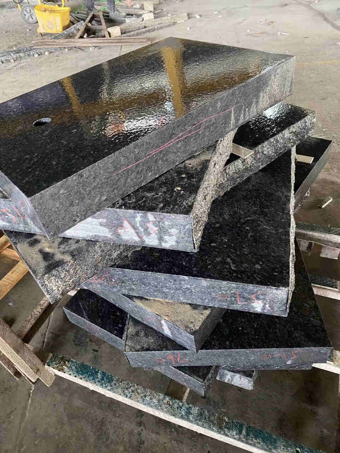 大理石有沒有黑色的(圖2) 大理石有沒有黑色的(圖2)