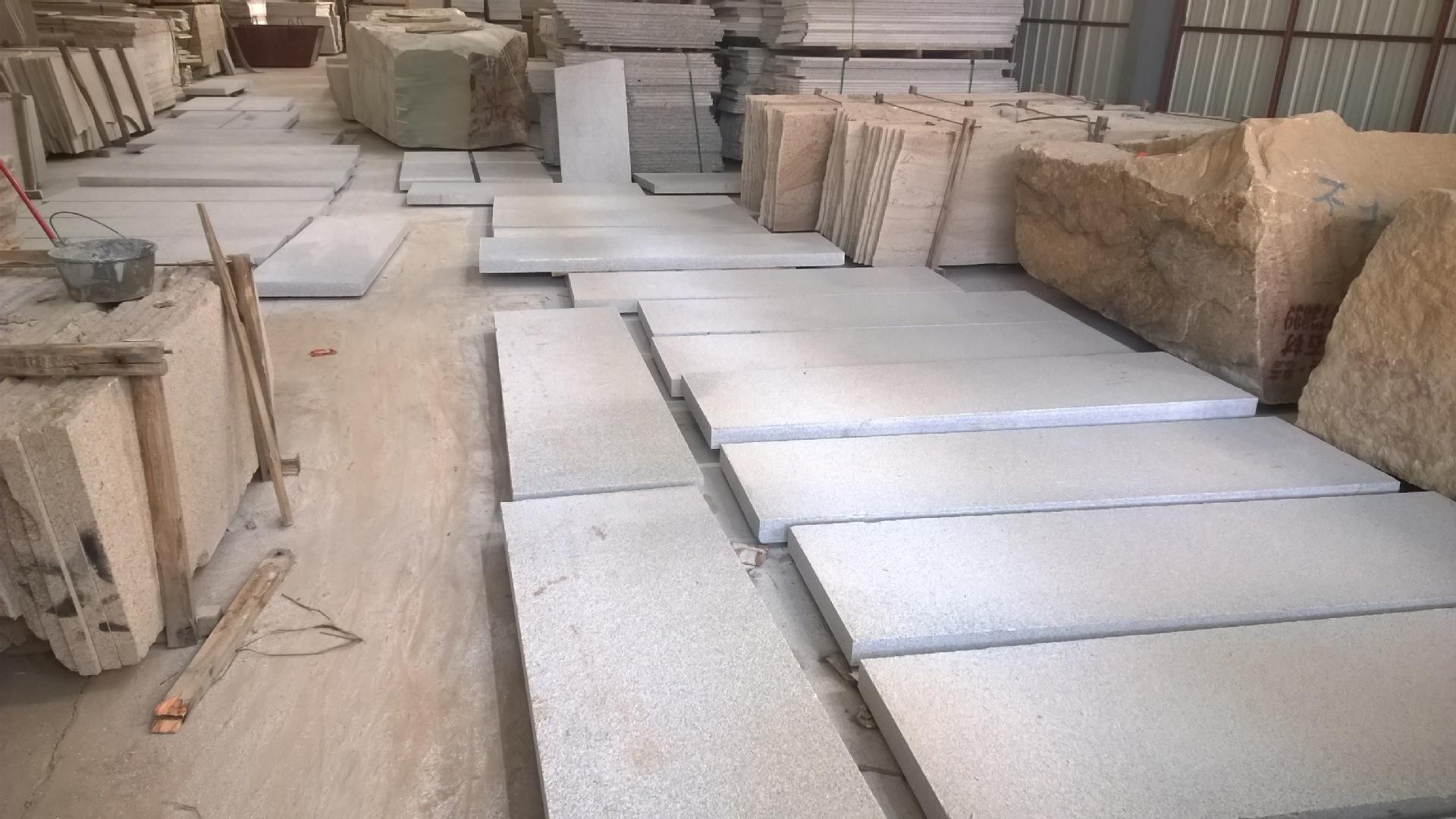 用馬蹄石小方磚，打造一個溫馨而時尚的家居空間(圖1)