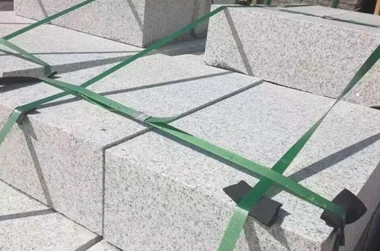 鋪院子用芝麻白還是芝麻灰