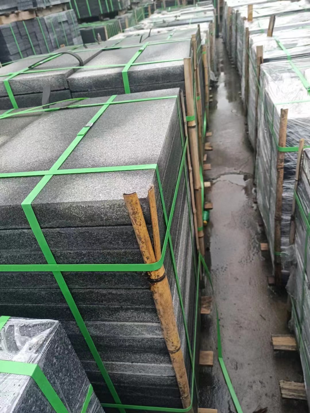 芝麻白3公分石材價(jià)格多少(圖3) 芝麻白3公分石材價(jià)格多少(圖3)