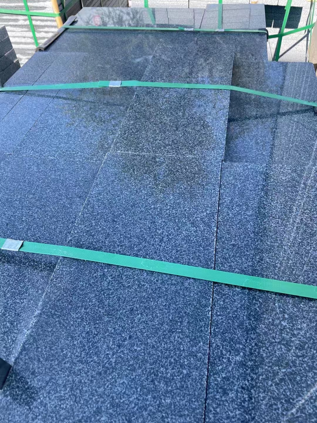 芝麻黑654(章丘黑）石材火燒板荔枝面礦山產(chǎn)地加工欣賞(圖3)