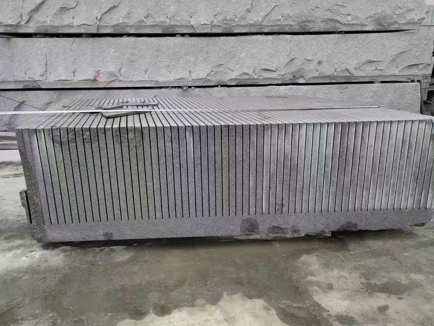 河北芝麻黑花崗巖加工廠(圖2) 河北芝麻黑花崗巖加工廠(圖2)