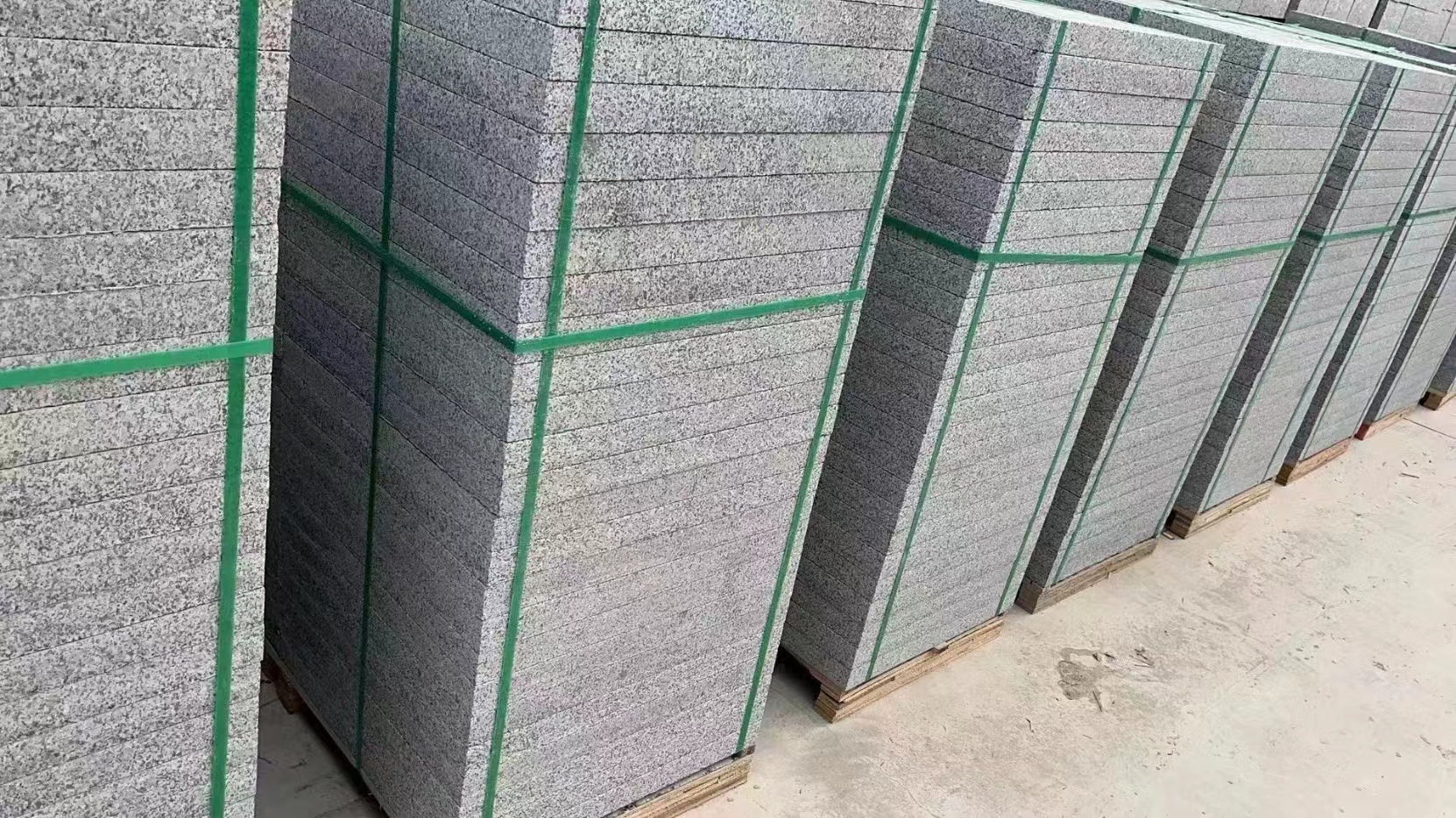 灰芝麻花崗石(芝麻灰花崗巖尺寸規(guī)格)(圖3) 灰芝麻花崗石(芝麻灰花崗巖尺寸規(guī)格)(圖3)