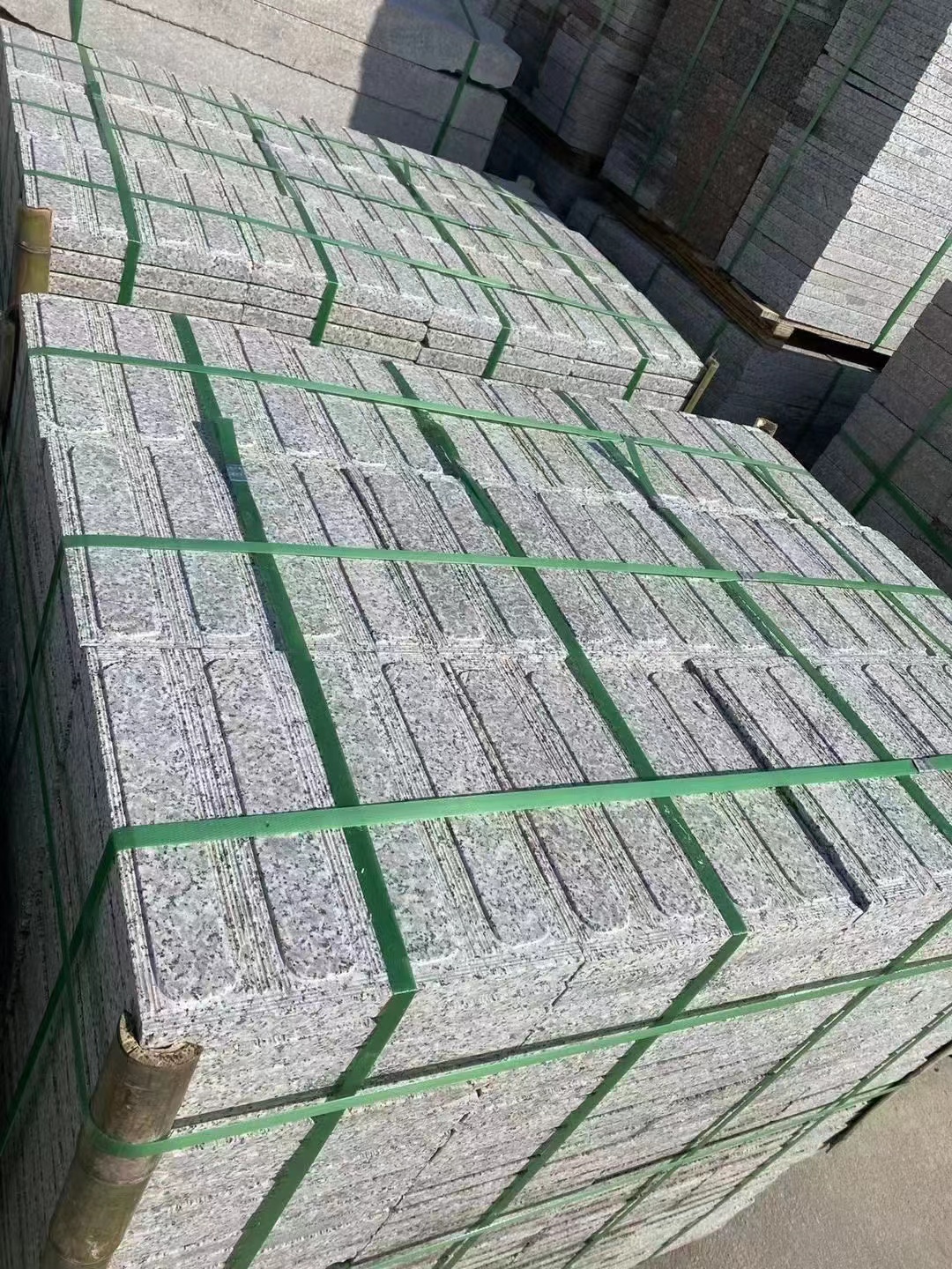 芝麻灰花崗巖不同厚度適用場景對比(圖5) 芝麻灰花崗巖不同厚度適用場景對比(圖5)