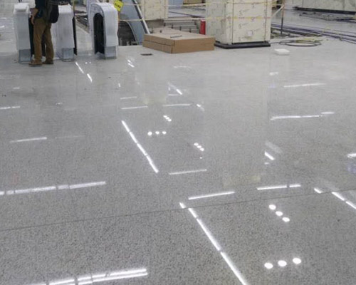 芝麻白光面石材廠家哪個(gè)好