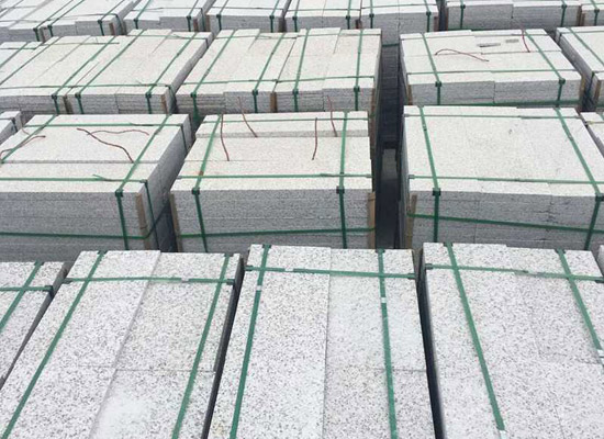 花崗石路沿石批發(fā)廠家有哪些選擇