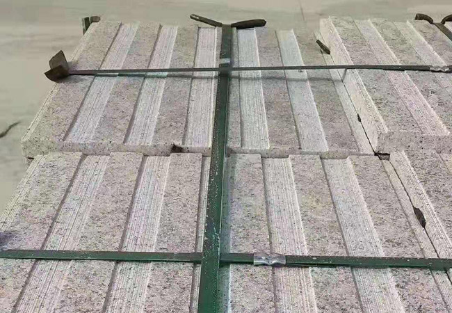 哪里產黃金麻石材好