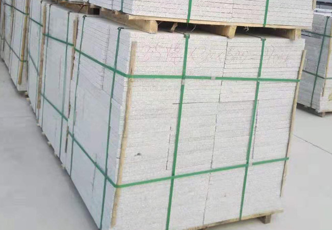 路沿石鋼模具直銷(圖1) 路沿石鋼模具直銷(圖1)