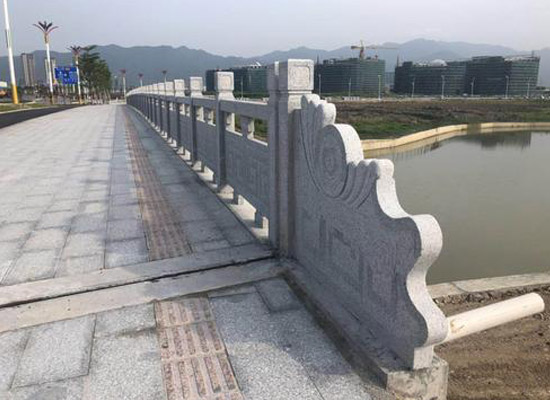 天然石材會被凍壞嗎？與生態地鋪石相比那個更適合