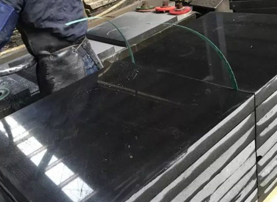 花崗巖石材加工廠小型石材加工廠(圖1) 花崗巖石材加工廠小型石材加工廠(圖1)