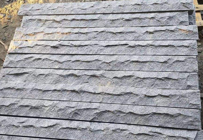 芝麻黑花崗巖厚板價格多少