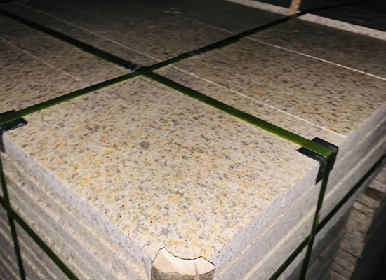 芝麻白石材廠家聯(lián)系電話(圖6) 芝麻白石材廠家聯(lián)系電話(圖6)