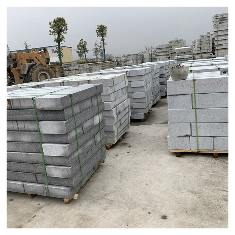 傳統(tǒng)手工雕刻與數(shù)控機械雕刻在石材加工中的應用