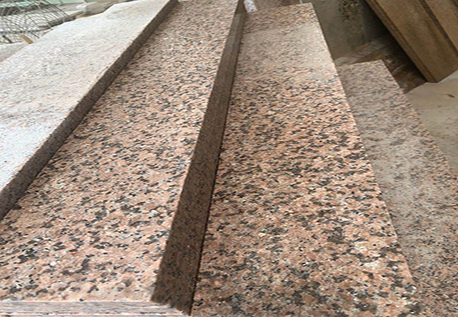 大理石臺面滲色發黃?別急,試試這幾款家庭急救清潔劑(圖2) 大理石臺面滲色發黃?別急,試試這幾款家庭急救清潔劑(圖2)