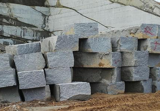 花崗巖主要礦物成分.jpg 花崗巖主要礦物成分.jpg