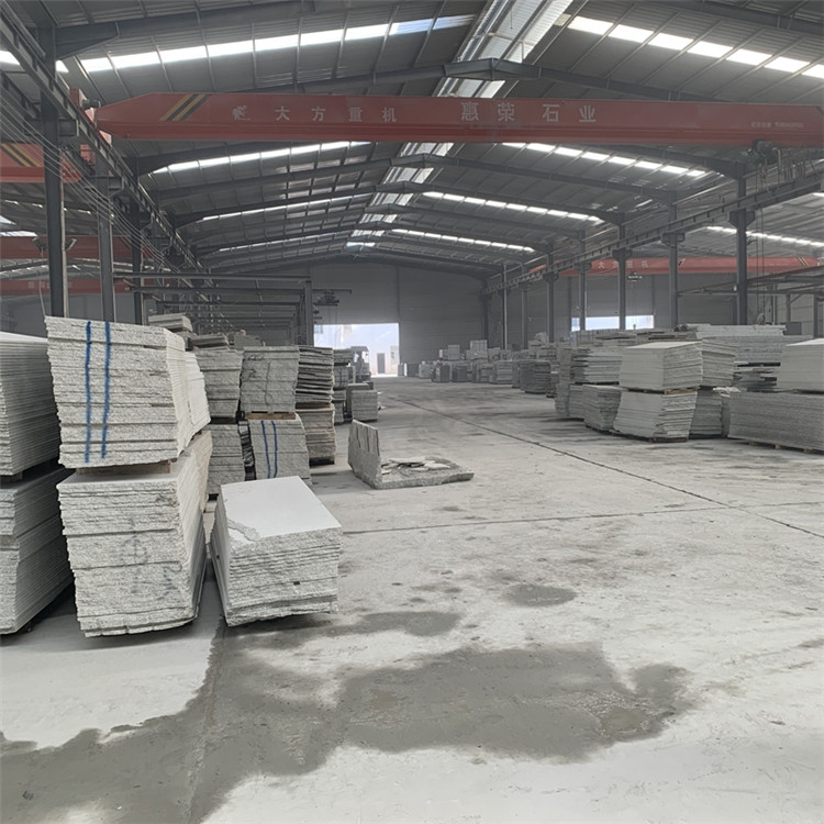 個性化大門選擇指南:從材質(zhì)到風格,如何打造獨具特色的門戶?(圖3) 個性化大門選擇指南:從材質(zhì)到風格,如何打造獨具特色的門戶?(圖3)