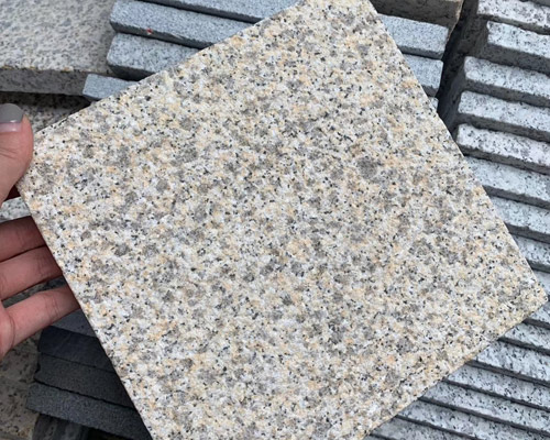 石欄桿為什么雕刻云紋柱頭和祥云圖案(圖1)