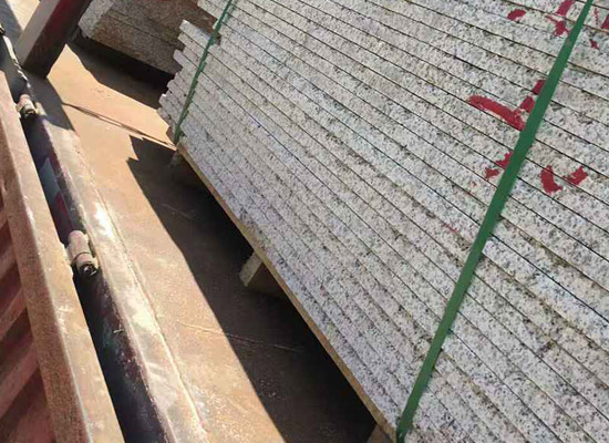 花崗巖石材板價格表(圖1) 花崗巖石材板價格表(圖1)