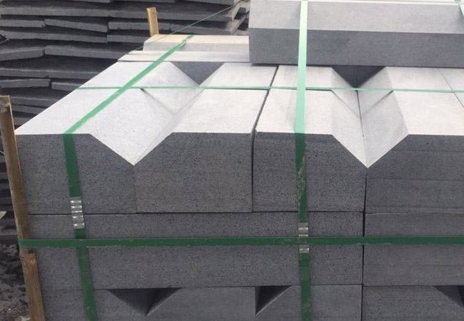 芝麻黑花崗巖毛石價格多少(圖5)