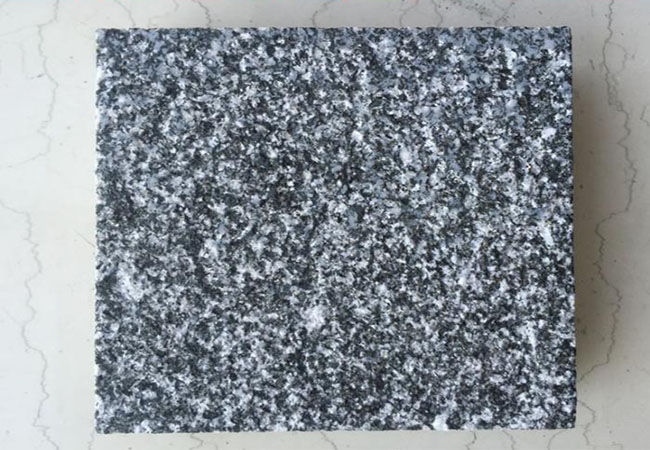 花崗巖櫥柜臺面開孔封邊工藝(圖5) 花崗巖櫥柜臺面開孔封邊工藝(圖5)