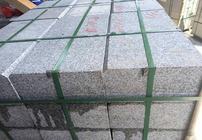 花崗巖不光用在室外，室內裝飾也是不錯的選擇(圖3)