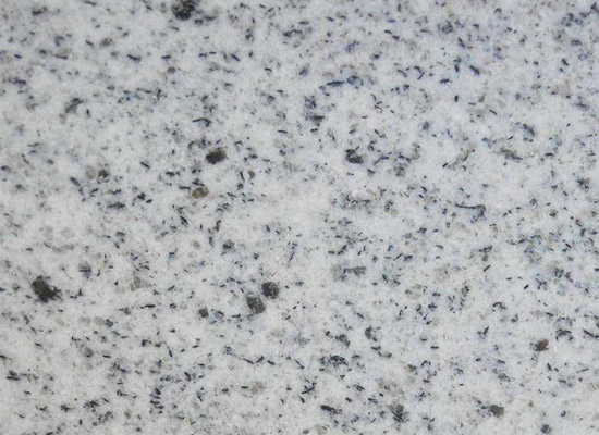 路沿石高出地面多少公分合適?