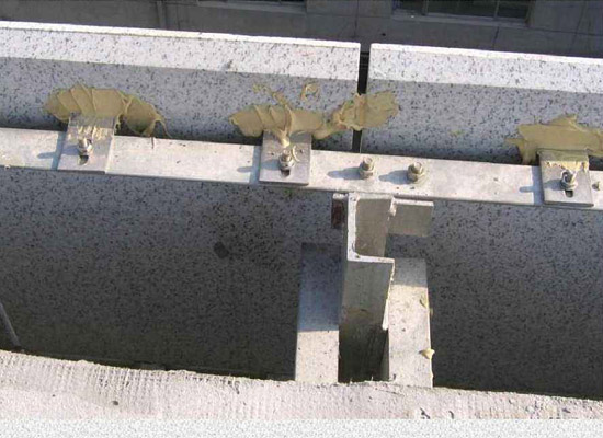 干掛石材濕貼工藝的優缺點？