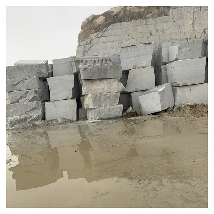 芝麻灰路沿石設計