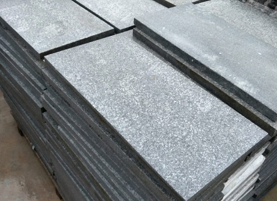 1588068231239463.jpg 芝麻黑火燒面花崗巖.jpg