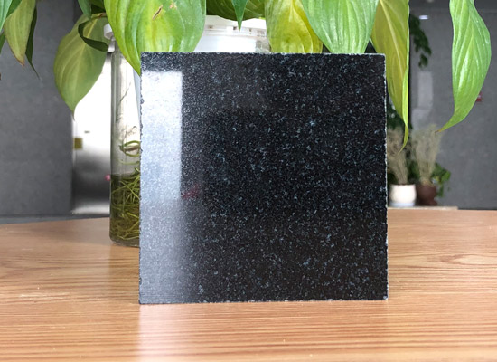 光面芝麻黑花崗巖.jpg 光面芝麻黑花崗巖.jpg