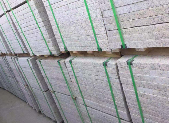 花園小院休閑區(qū)：打造戶外會(huì)客的最佳場(chǎng)所