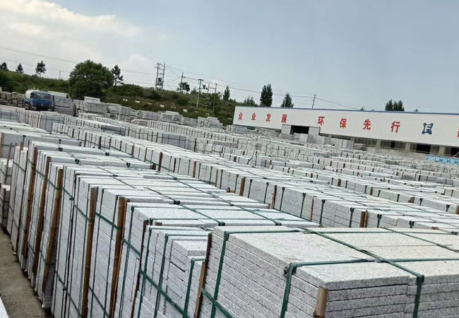 別墅庭院鋪什么石材？防滑+抗凍+顏值我全都要！(圖4)