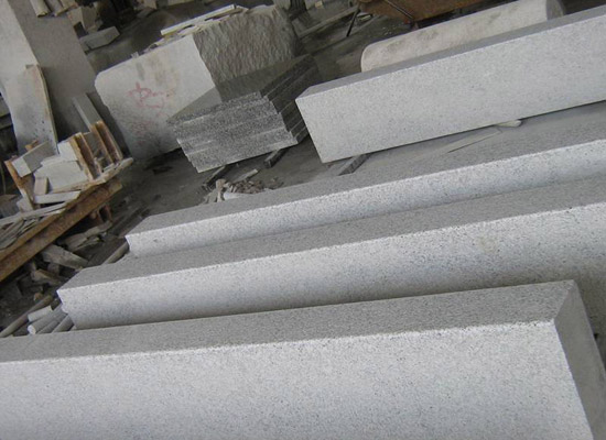 石材花崗石荔枝面和火燒面加工工藝(圖2) 石材花崗石荔枝面和火燒面加工工藝(圖2)