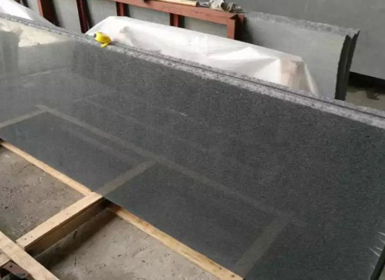 石材加工時正確處理粉塵及淤泥問題?