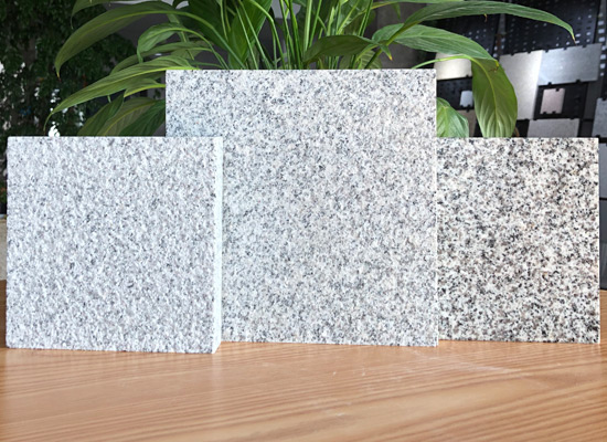 芝麻灰荔枝面和火燒面區別？