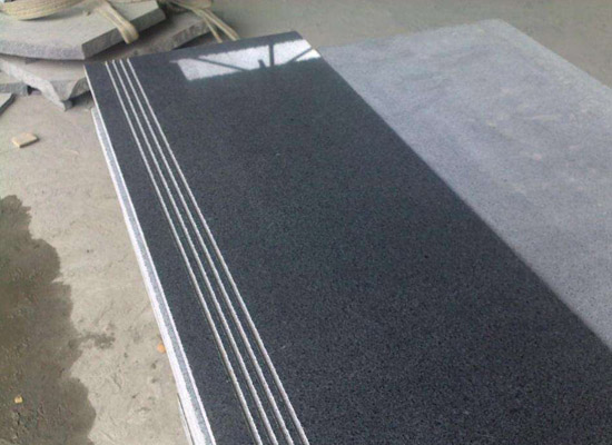 大理石門檻石安裝固定方式(圖2) 大理石門檻石安裝固定方式(圖2)